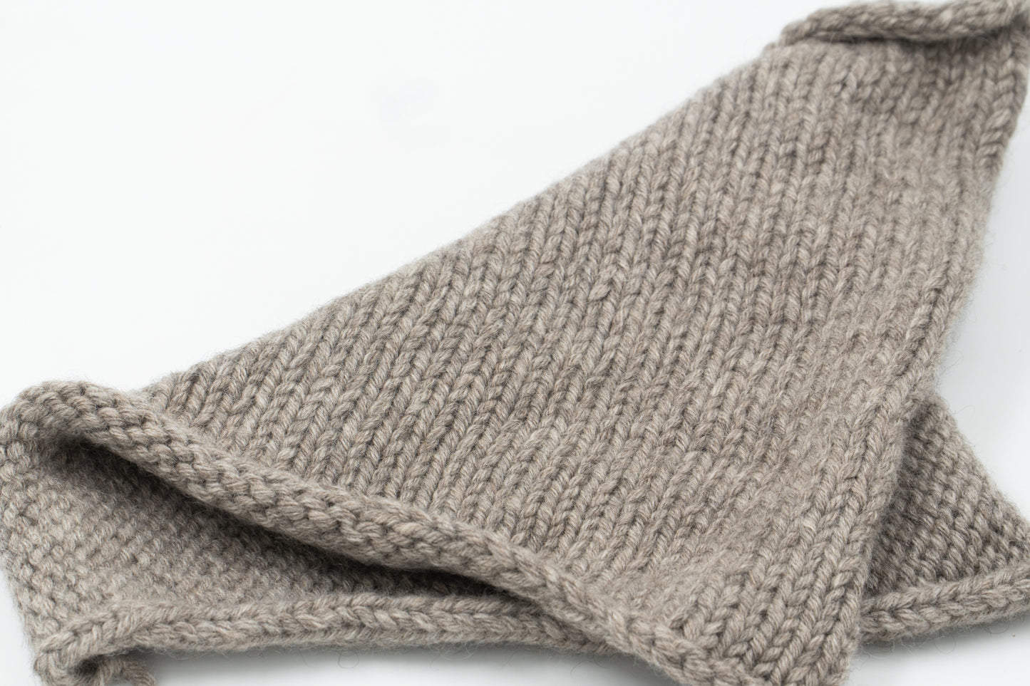Yak Wool Yarn - Undyed Platinum Gray - Fingering