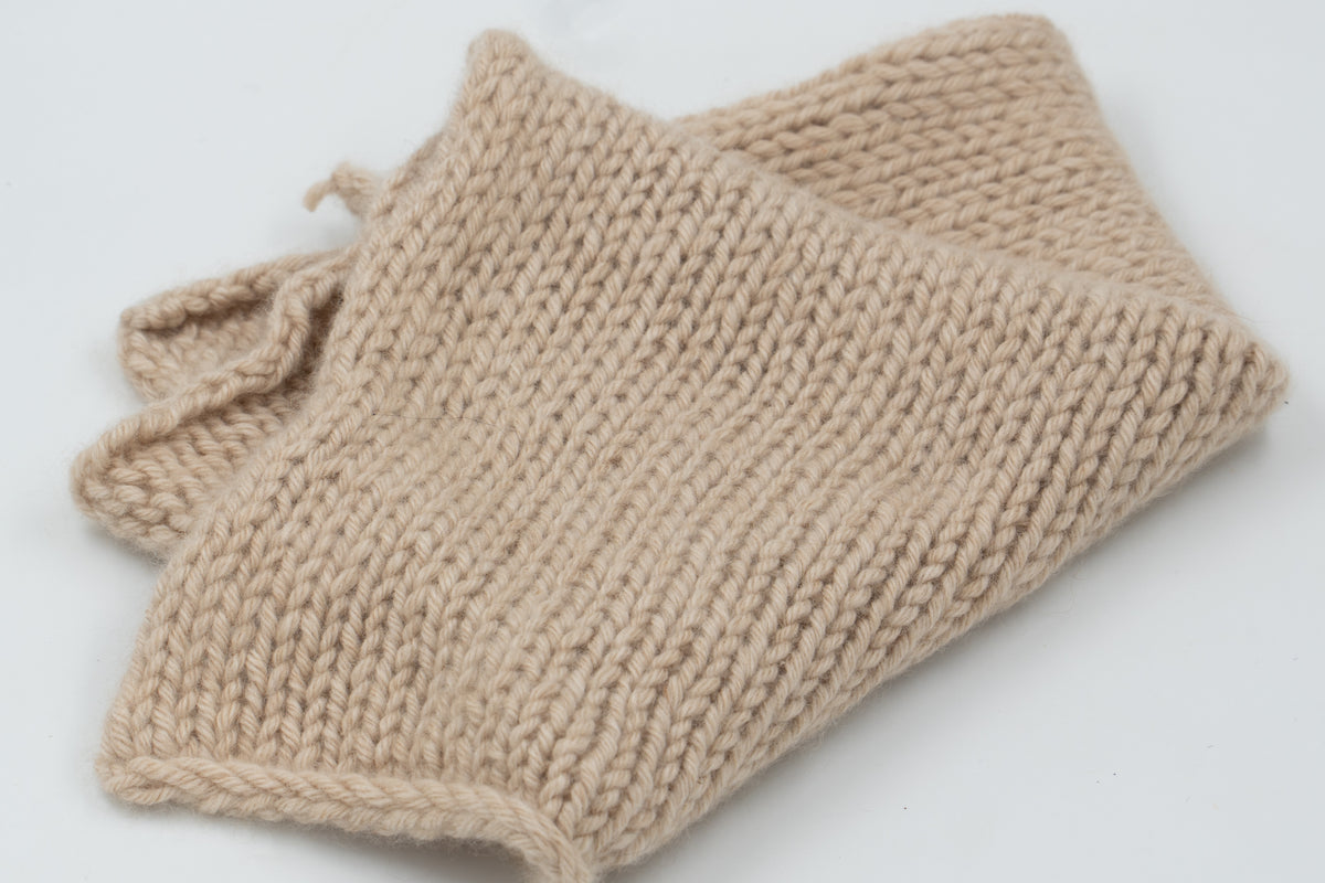Baby Cashmere Yarn - Undyed Vanilla Tan - DK