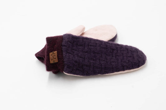Classic Upcycled Cashmere Mittens m6