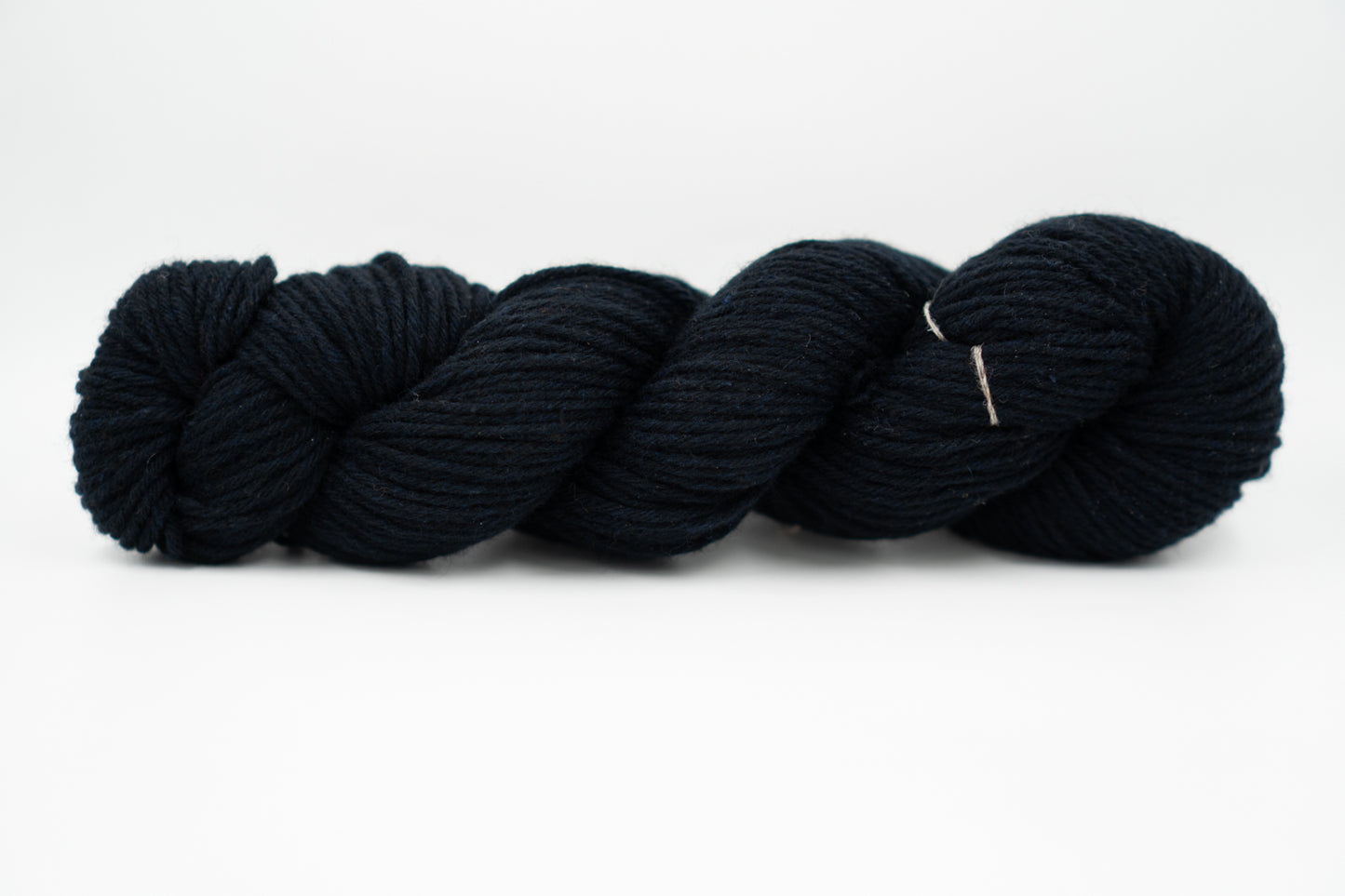 800g Cone - Baby Yak Wool Yarn - Midnight Navy Blue - Fingering