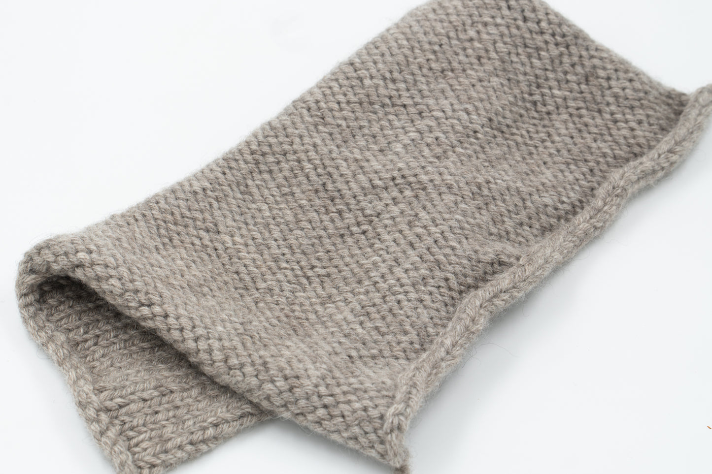 Yak Wool Yarn - Undyed Platinum Gray - Fingering