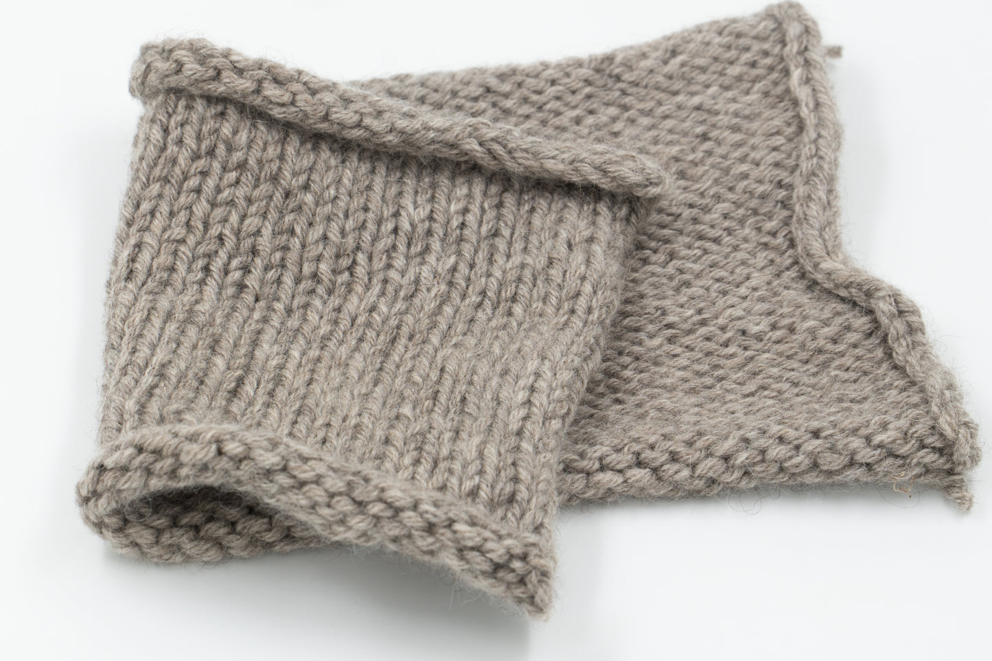 400g Cone - Baby Yak Wool Yarn - Undyed Platinum Gray - DK