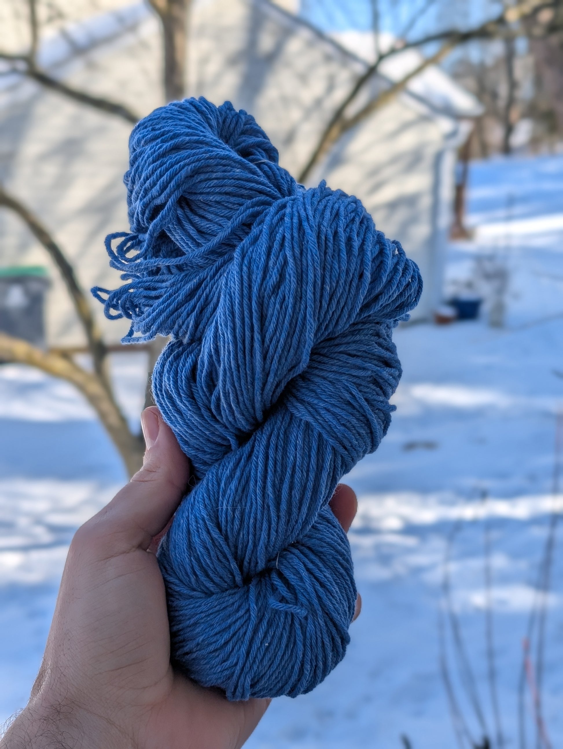 DK Zenith Blue Cashemere Hank 100g-ULA+LIA