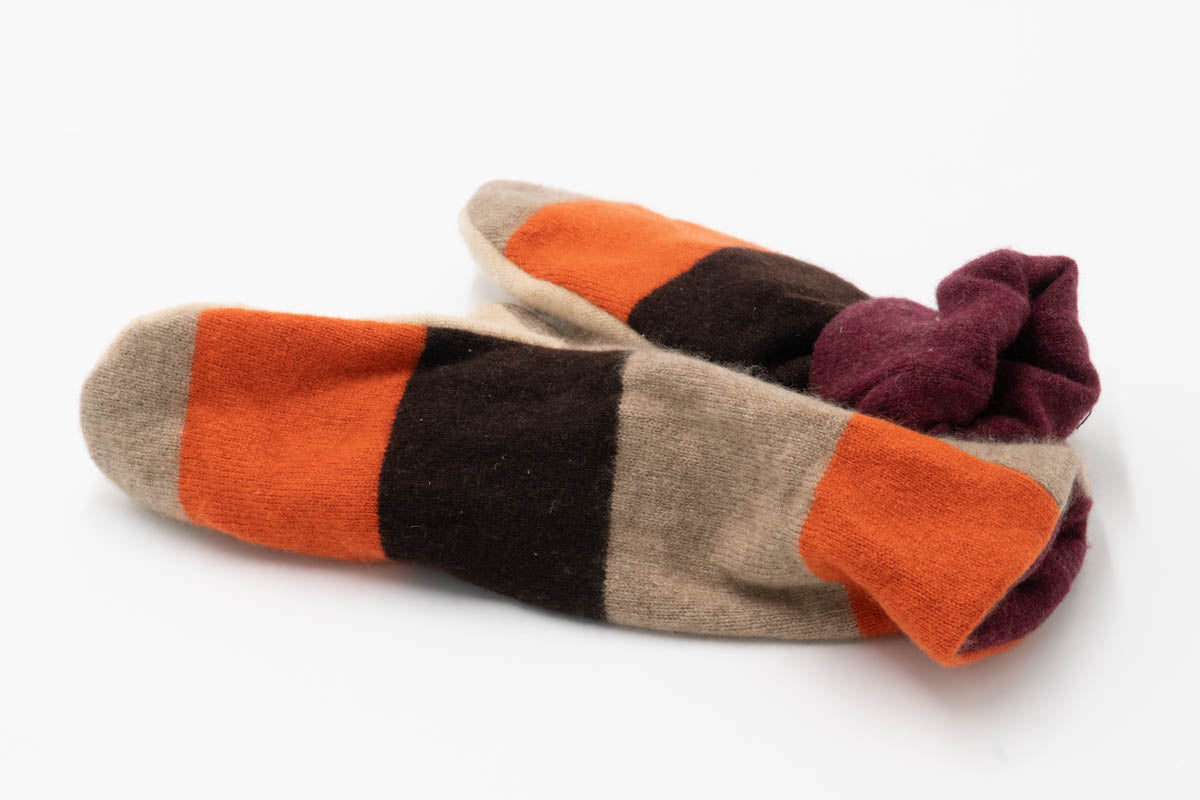 Long Upcycled Cashmere Mittens m26l-Mittens-ULA+LIA