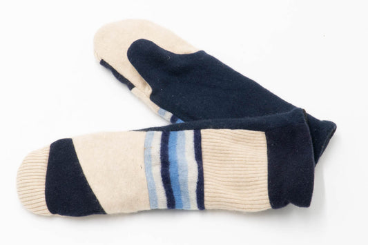 Long Upcycled Cashmere Mittens m54l